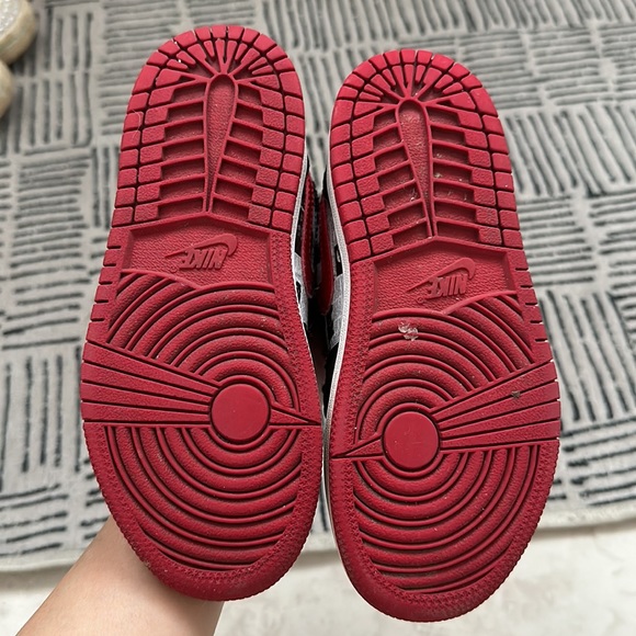 Nike Kids Air Jordan - Picture 4 of 5